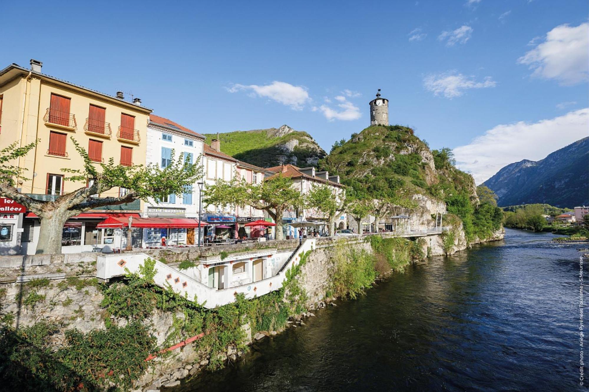 Les Gites De Sylvie Ussat Exterior photo